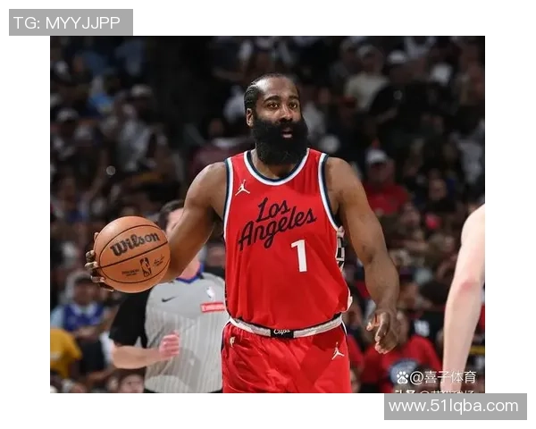 哈登对足球明星的关注引发热议他是否会转战绿茵场成为新传奇