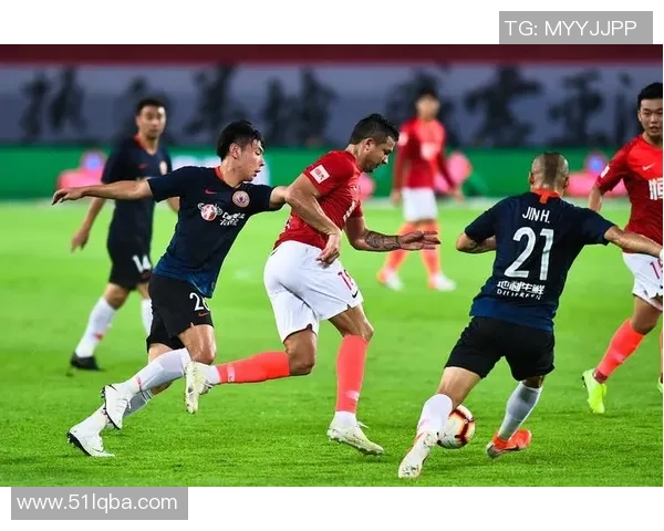 武汉篮球队以97分领跑全国锦标赛积分榜展现强劲实力